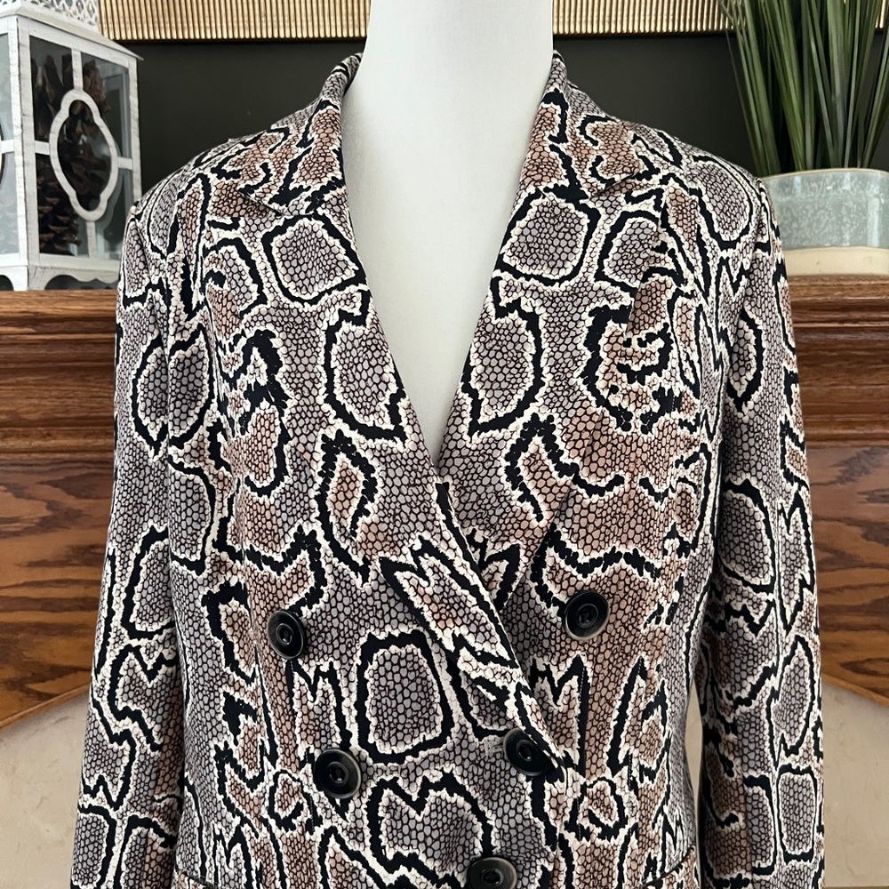Cabi Python Snakeskin Print Blazer Size: 8 Nwot - image 5